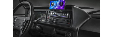 Pioneer autorádio, které je tak trochu jinétri